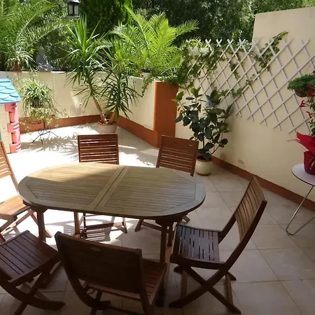 Spacieux A De 95 M² *