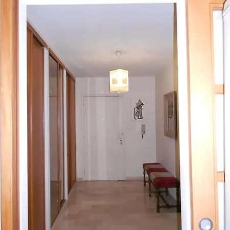 Spacieux A De 95 M² * Монпелье