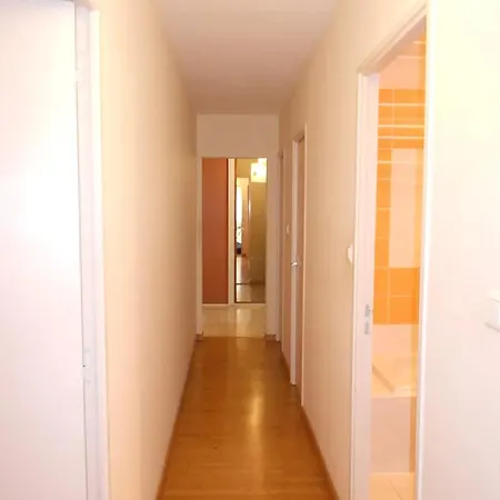 Апартаменты Spacieux A De 95 M² *